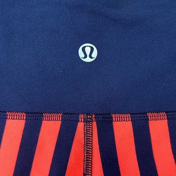 LULULEMON Wunder Under Crop Sea Stripe Navy Coral Leggings Sz 10 pants - Picture 6 of 8